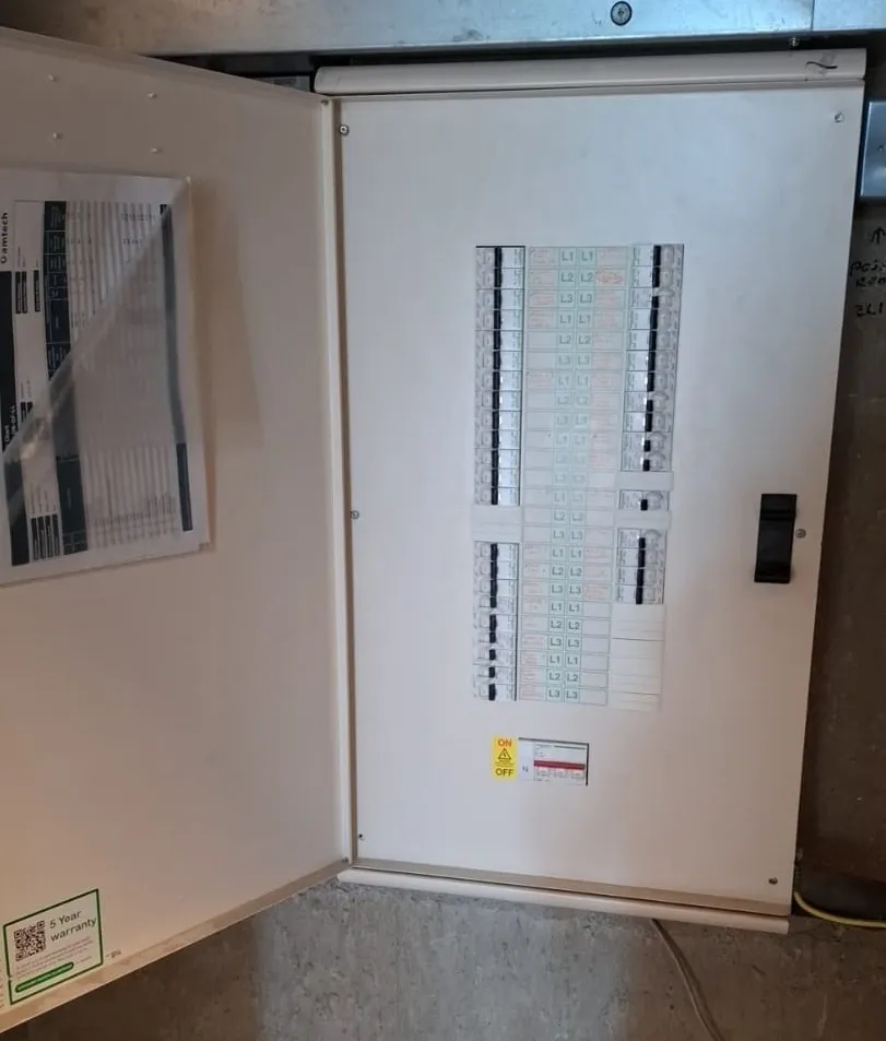 ⚙️ Consumer Unit Replacement
